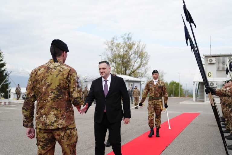 Nga Peja, Nufi mesazh të qartë: Shqipëria, shtyllë e fortë e misionit të NATO-s