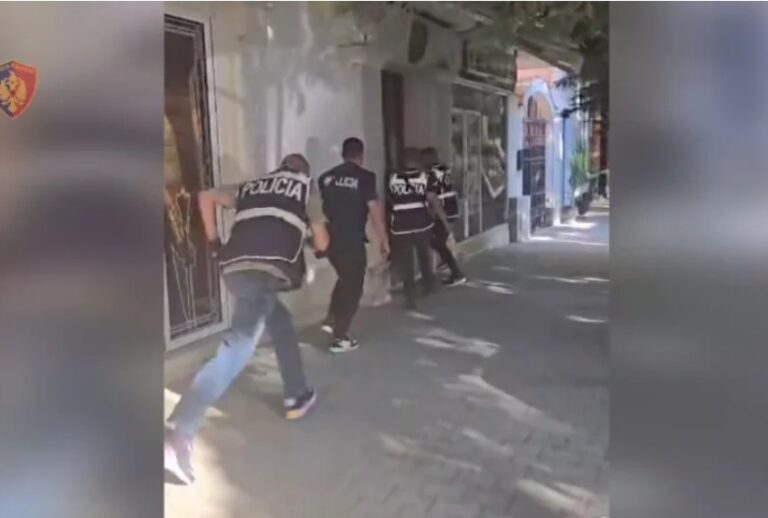 Zbulohet vila 3-katëshe “me dritë të kuqe” në Elbasan, arrestohen 4 të reja