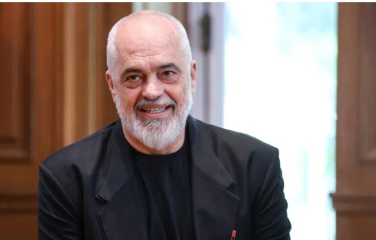 Rama: ”Fitorja” e shpallur për Zvërnecin është keqinformim, nuk ka përplasje me BE-në për Nartë-Vjosën
