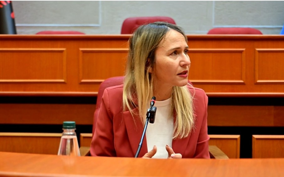 Ristani mbledh strukturat  njofton aksionin për sigurinë ndaj zjarrit  Kontrolle për të gjitha objektet me leje nga Bashkia e Tiranës