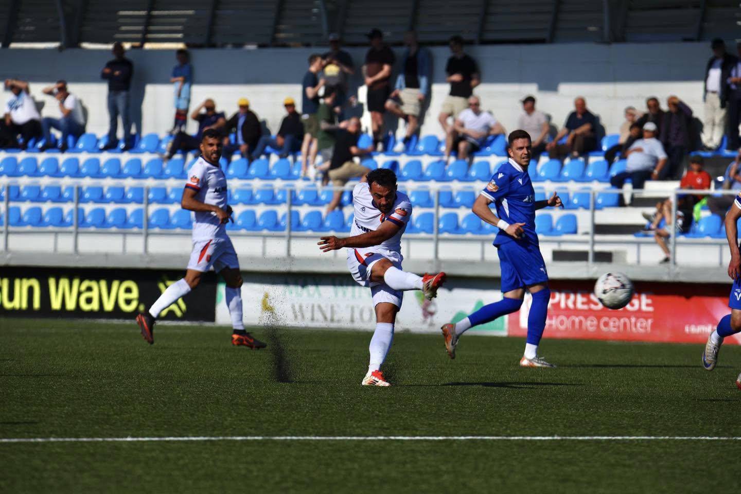 Java e 32 të e Superiores nis me surpriza  Vora ndal Vllazninë  Flamurtari mund Egnatian