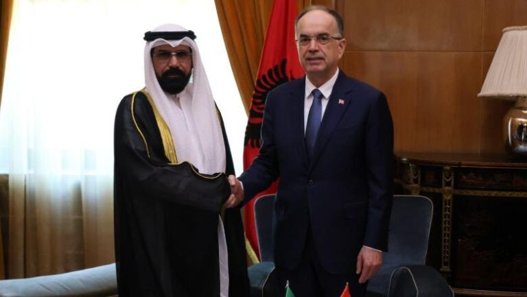 Presidenti Begaj pranon letrat Kredenciale të ambasadorit të ri të Kuvajtit: Sulmet e Iranit, shkelje e sovranitetit