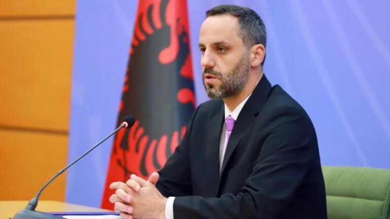Ministri Lamallari: Asnjë plan kriminal nuk është më i fortë se bashkëpunimi i qytetarëve me policinë