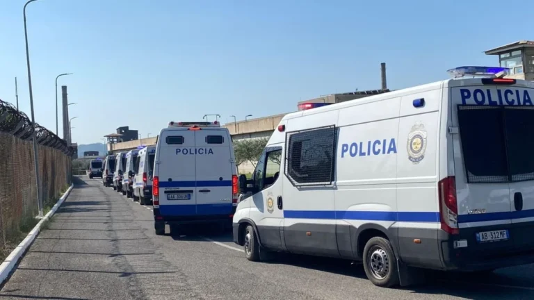 Kontrollet në burgje u gjetën dy shishe alkool, merret në pyetje i dënuari me burgim të përjetshëm: Ishte lëng boronice, e dua se vuaj nga veshkat