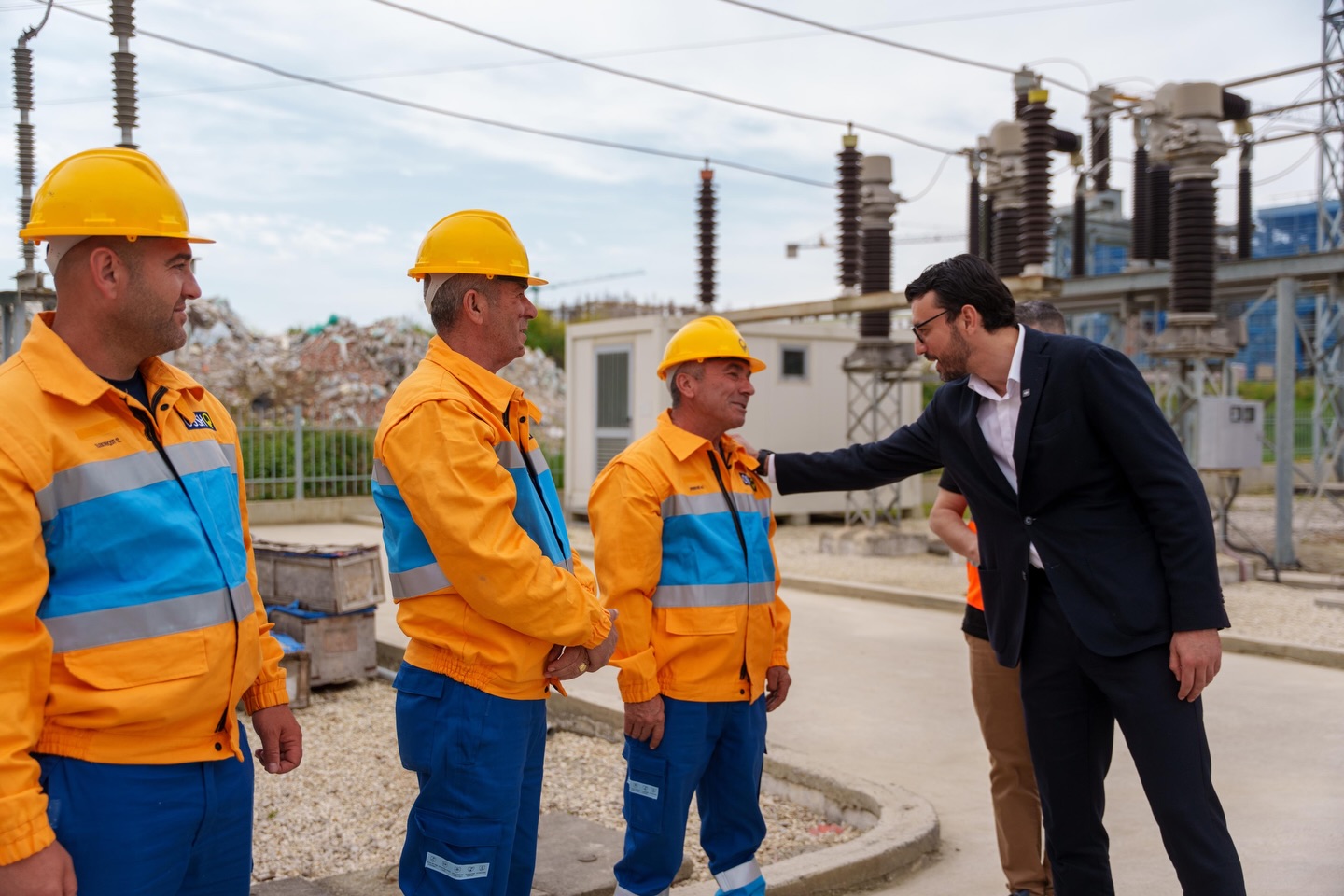 Ministri Enea Karakaçi inspekton nënstacionin e Golemit  foto dhe video 