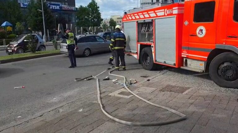 Përplasi për vdekje të moshuarin, arratiset drejtuesi i mjetit