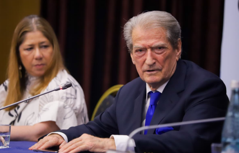 ”Integrimi në BE prioritet për ne”, Berisha me gratë demokrate: Shqipëria po rrëshqet drejt autokracisë