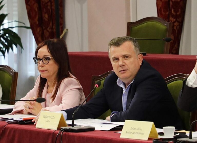 Taulant Balla: Shqipëria mund të mbyllë negociatat me BE brenda Krishtlindjeve të 2027