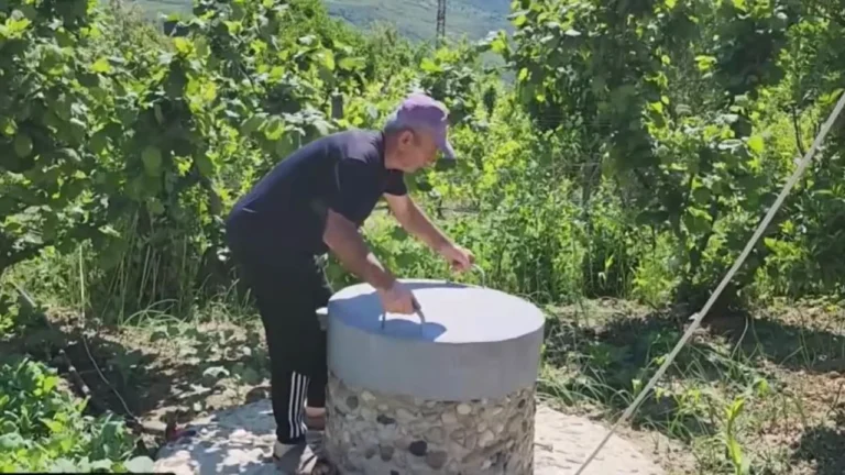 Iliras në krizë uji prej 5 vitesh, fshati zbrazet dhe  mbeten vetëm 50 banorë