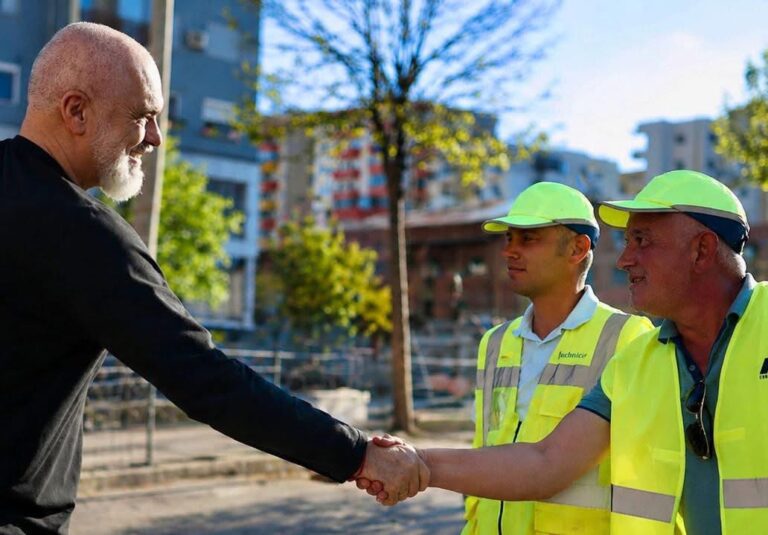 Edi Rama mesazh për 1 Majin, vlerëson punën dhe përkushtimin e shqiptarëve