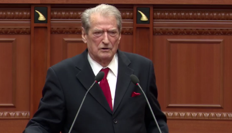 Berisha: Të fortët e lagjeve patronazhistë të PS, shoferi nuk u arrestua më parë se është terrorist i votave
