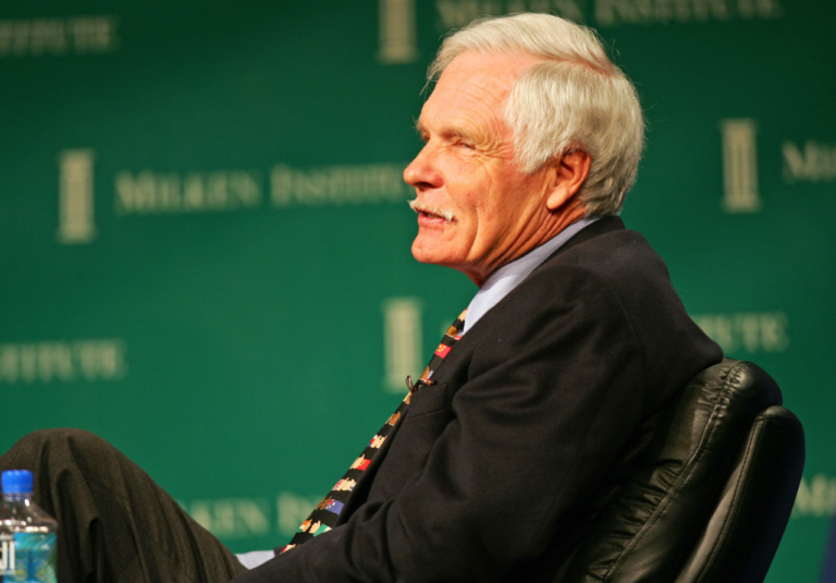 Shuhet në moshën 87-vjeçare themeluesi i CNN, Ted Turner