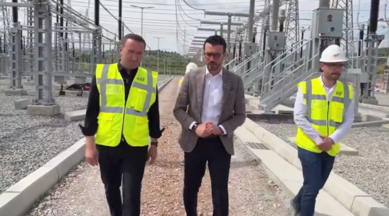 VIDEO/ Ministri Karakaçi: Investimi në nënstacionin Elbasan 3, strategjik për sigurinë energjetike të vendit