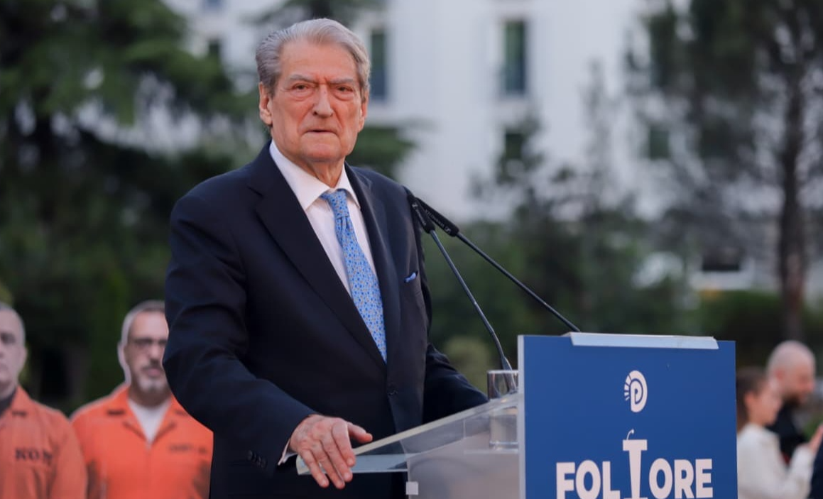 Berisha kujton protestën e 8 majit  Qytetarët i treguan botës se Shqipëria nuk dorëzohet para diktaturës