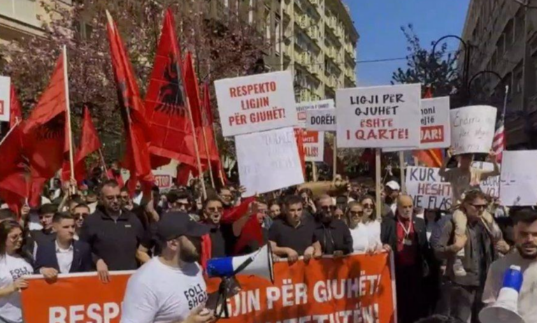 Provokon hapur ministri i drejtësisë i Maqedonisë: Nuk ka provim në gjuhën shqipe!