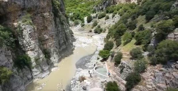 banjat-e-benjes-video