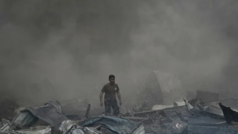 Sulmet izraelite shkaktojnë dhjetëra viktima në Liban