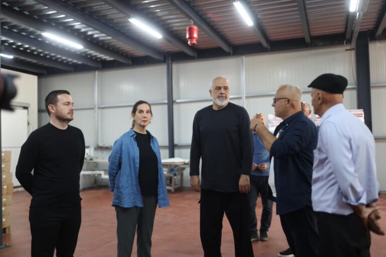 VIDEO/ Rama tek ”Alegria”: Nga biznes familjar në histori suksesi, 80 punonjës dhe katër mijë klientë çdo ditë