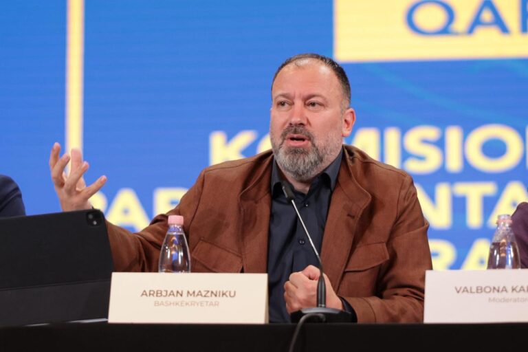 Dëgjesa në Fier, Mazniku: Sfida e bashkive mbetet efiçenca e funksioneve dhe mundësia për të ofruar shërbime cilësore