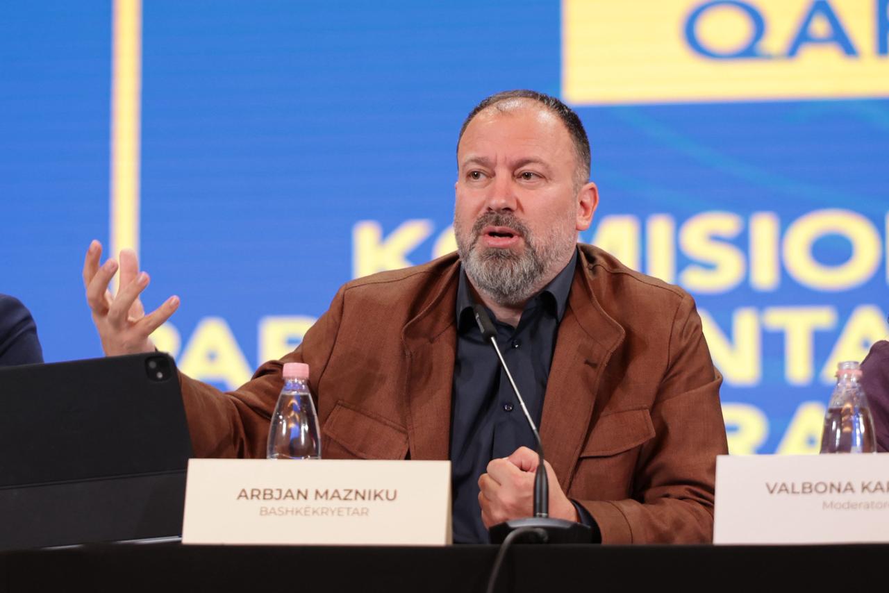 Dëgjesa në Fier  Mazniku  Sfida e bashkive mbetet efiçenca e funksioneve dhe mundësia për të ofruar shërbime cilësore