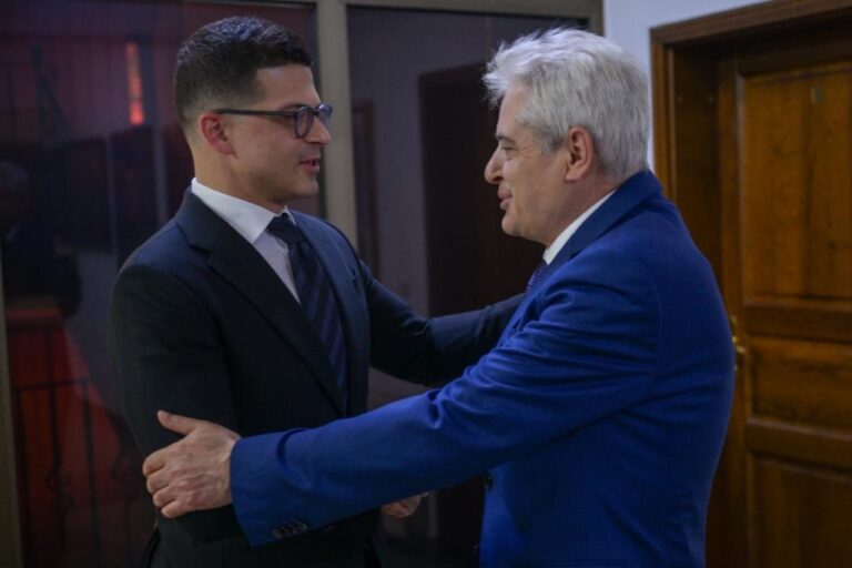 Vengu takim me Ali Ahmetin në Tetovë: Faktori shqiptar duhet të mbetet forcë stabiliteti dhe orientimi europian