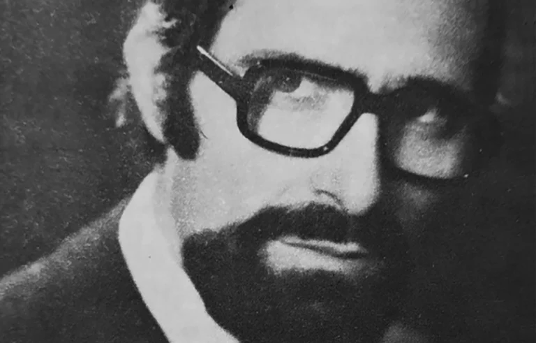 Ligjërata e Rexhep Qosja më 1974, trazimi i Tiranës rreth periodizimit të letërsisë shqipe, fushata dhe përplasje në Prishtinë