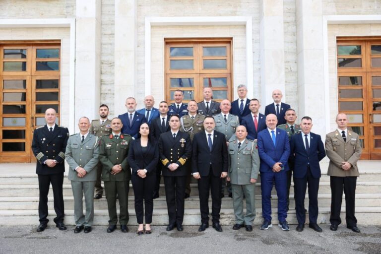 Ministri Nufi takon pjesëmarrësit e Kursit të Lartë për Sigurinë dhe Mbrojtjen