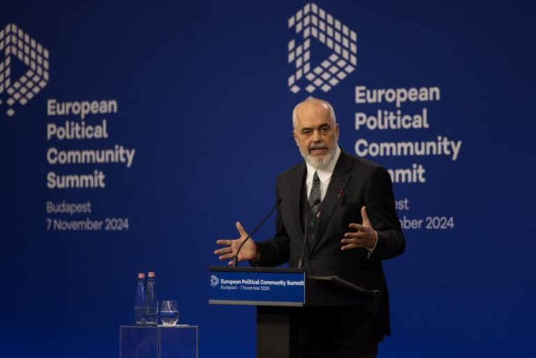Kryeministri Edi Rama, merr pjesë në Samitin e Komunitetit Politik Evropian në Jerevan të Armenisë