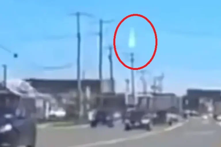 NASA: “Meteoriti në kurs përplasjeje me Tokën shpërtheu mbi Massachusetts.”