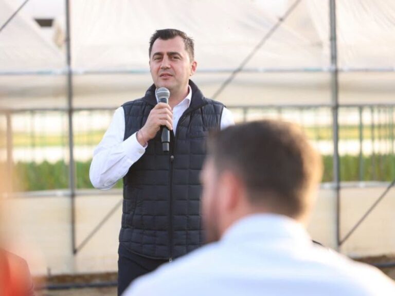 Kryebashkiaku Llatja dhe Ministri Salla: Mbështetje për fermerët, fokus te zhvillimi i bujqësisë dhe skema kombëtare 2026
