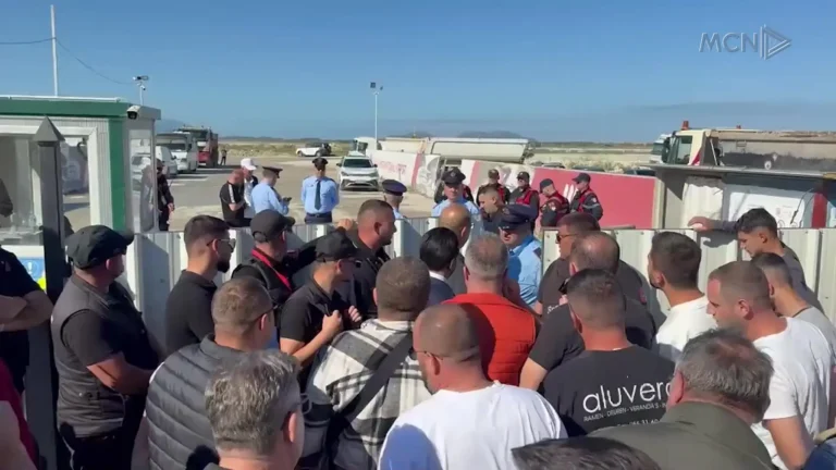Tensione në aeroportin e Vlorës, policia në terren pas konfliktit mes ortakëve të koncesionit