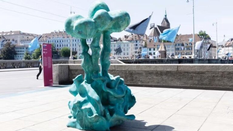 Skulptura e Ramës në ArtBasel në Zvicër, The Art Newspaper: Ylli i pazakontë i artit