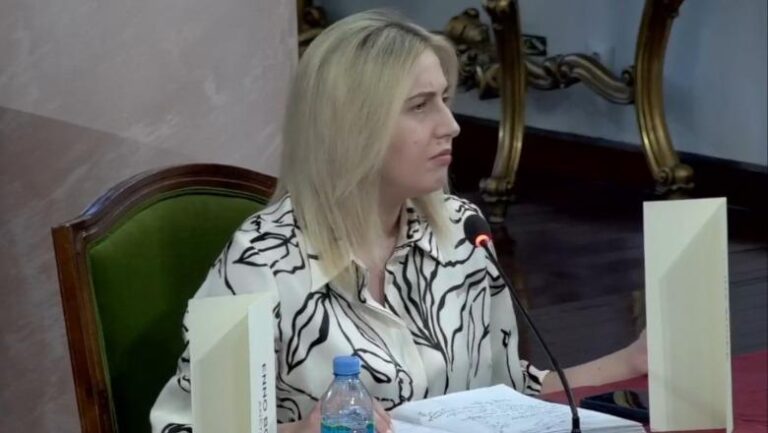Zhupa debat me kryebashkiakun e Gramshit, Mazniku i kthehet: Ai ka më shumë vota se ty