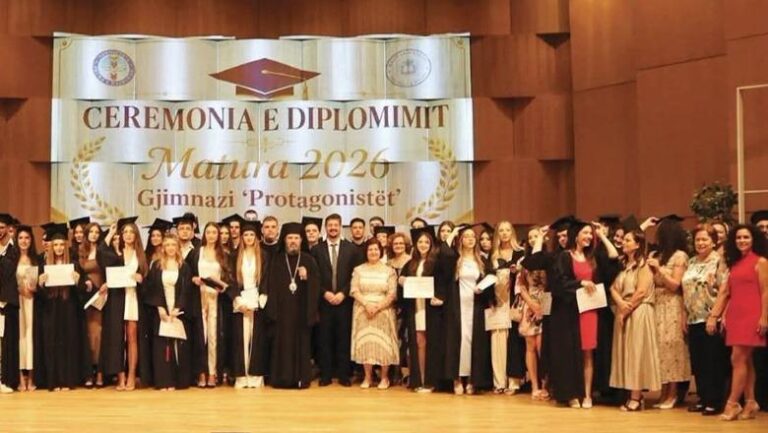 Kryepshkopi Joan mesazh të rinjve: Bëhuni protagonistë të së mirës