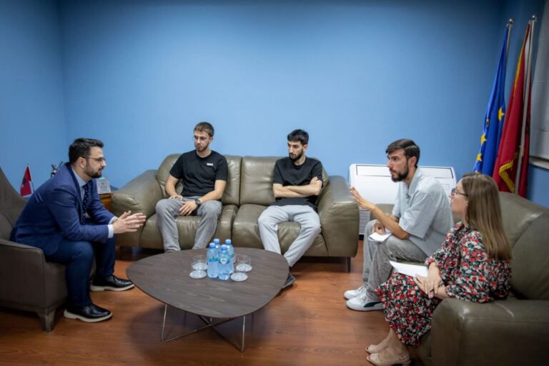 Avokati i Popullit takon aktivistët e proceduar, nis hetimin e veprimeve të policisë ndaj protestuesve