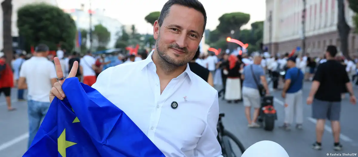 Nënkryetari i Parlamentit Europian  Nicolae Ștefănută për DW  Në Shqipëri për t u njohur me faktet