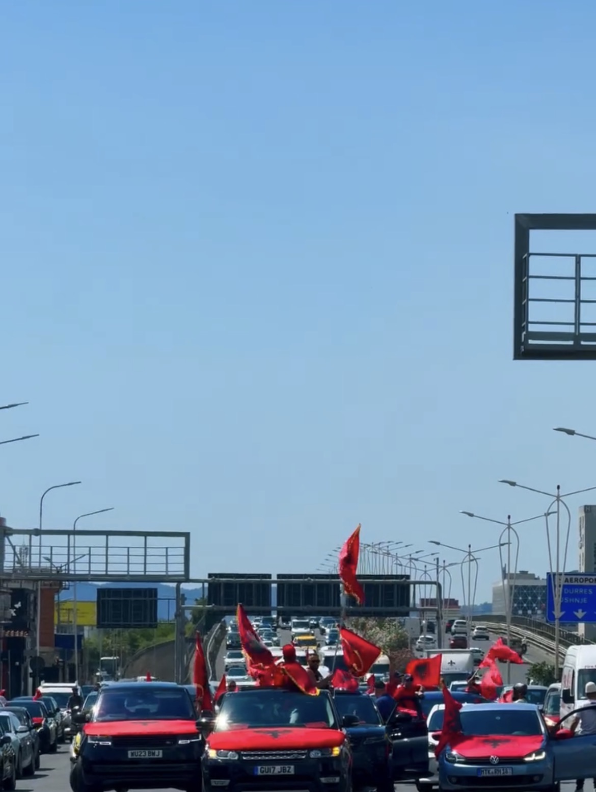 Shqiptarët më atdhetarë se kurrë