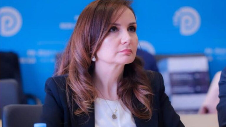 Tabaku: Shqipëria u derdh në Bulevardin “Dëshmorët e Kombit”, duke dëshmuar se legjitimiteti moral i kësaj shumice