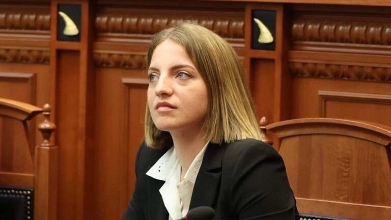 “Neomalësorja” Marjana Koçeku, divorci politik i deputetes shoqërohet me hapa institucionalë