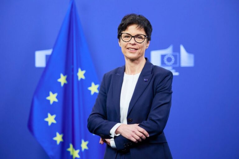 Marta Kos anulon vizitën në Serbi: Nderimet për Ratko Mladiç bien ndesh me rrugën drejt BE-së