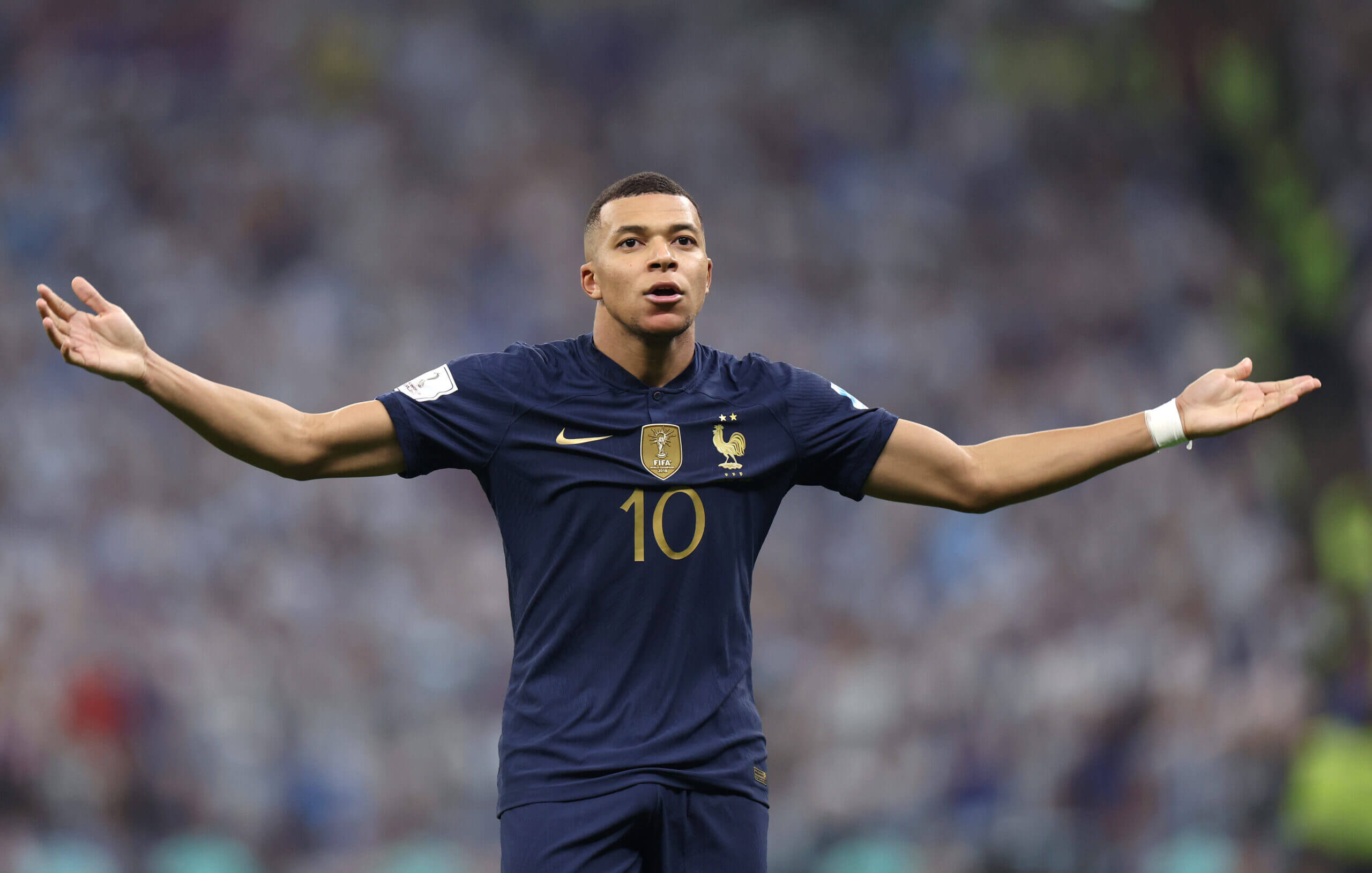 nga-stabile-te-mbappe-historia-e-kepuces-se-arte-ne-kupen-e-botes