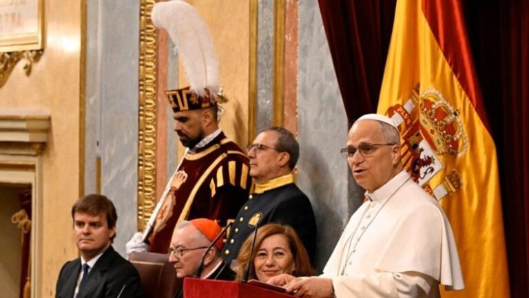 Papa Leone në Madrid: Bota po kalon krizë shpirtërore dhe kulturore, jeta duhet të mbrohet në çdo rrethanë