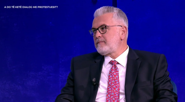 Protestat për Zvërnecin, ministri Gogu: Kur njerëzit ushtrojnë të drejtat e tyre, kanë ngazëllim