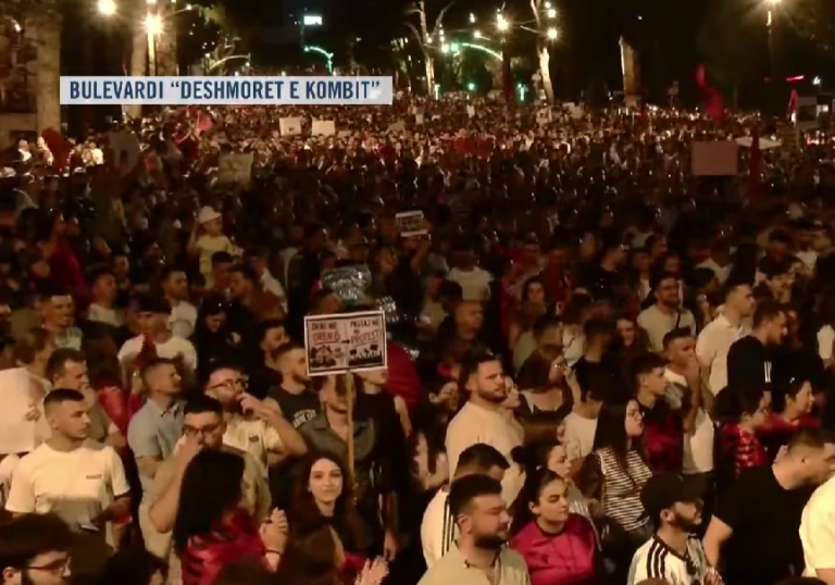Nga protesta lëshohet një thirrje për administratën: Braktiseni nesër Ramën