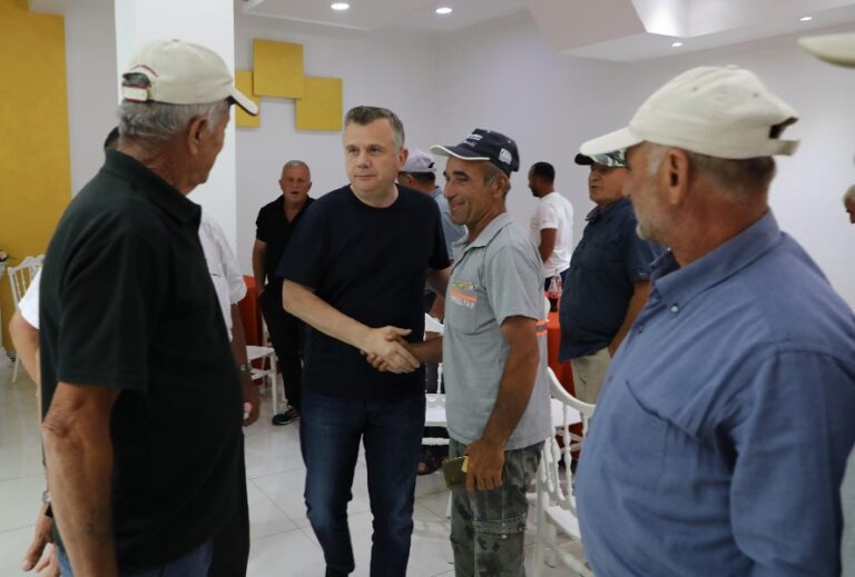 Taulant Balla në Kavajë: Ekonomia e Shqipërisë është trefishuar, projekti i Zvërnecit do të ecë përpara