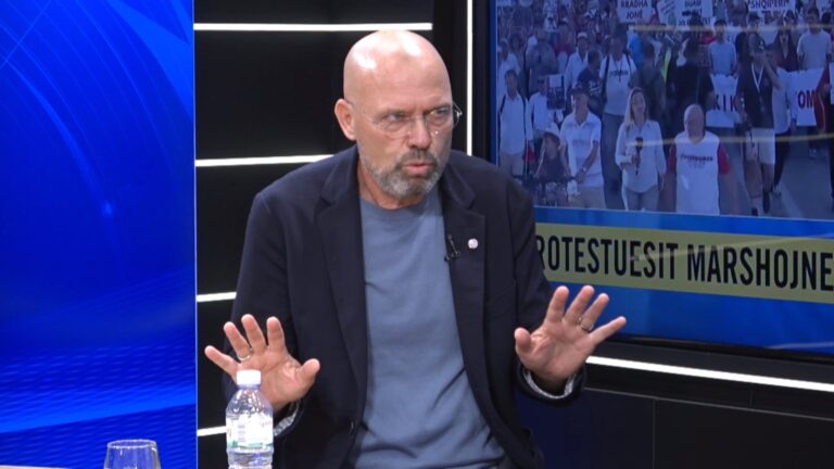 Manjani: Revolucioni ka asistencë nga Serbia, synimi është projekti i Kushnerit…