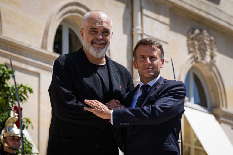 FOTO/ Pallati Élysée hap dyert për Ramën, presidenti Macron: Franca rikonfirmon mbështetjen për integrimin e Shqipërisë