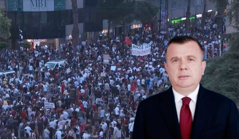 Reuters transmeton live protestën, Taulant Balla: Kanë hall tjetër, jo Shqipërinë
