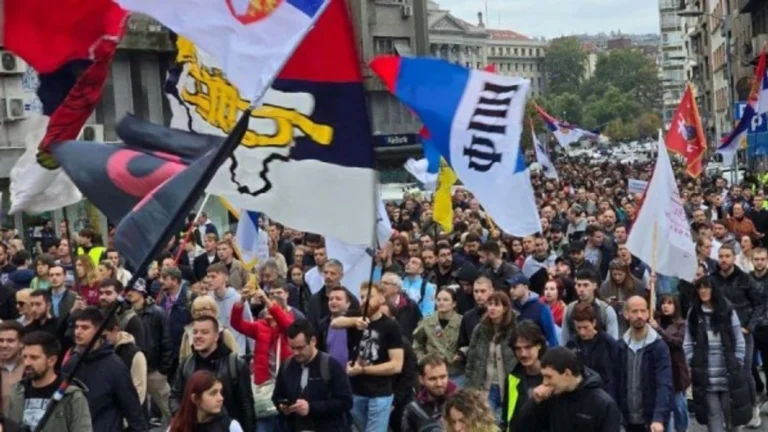 Studentët serbë vizituan Kosovën: Na kanë gënjyer, bashkëkombësit tanë s’janë të shtypur