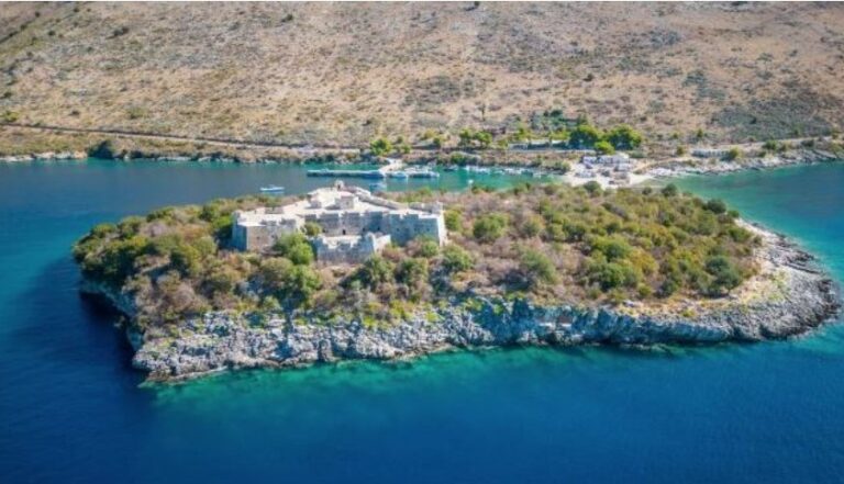 Shqipëria, destinacion në rritje/ Le Figaro: Vendi më sfidues për të tërhequr turistët e huaj